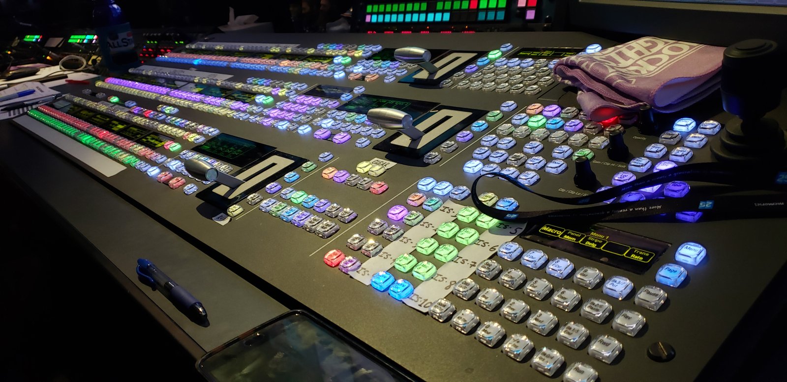 Multicamera Production System for Apiro Design Studio